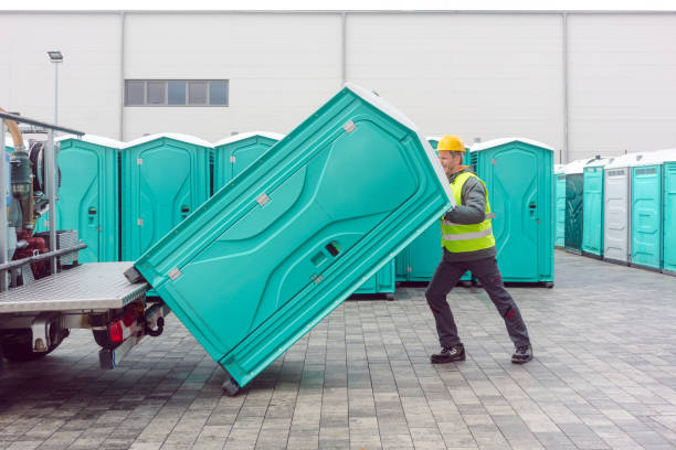 Porta potty delivery and setup in Blennerhassett, WV